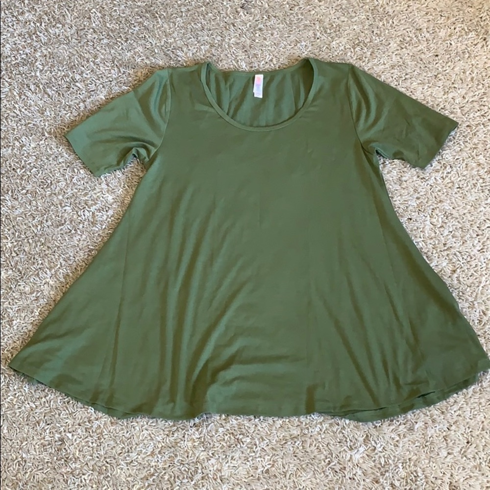 LulaRoe shirt
